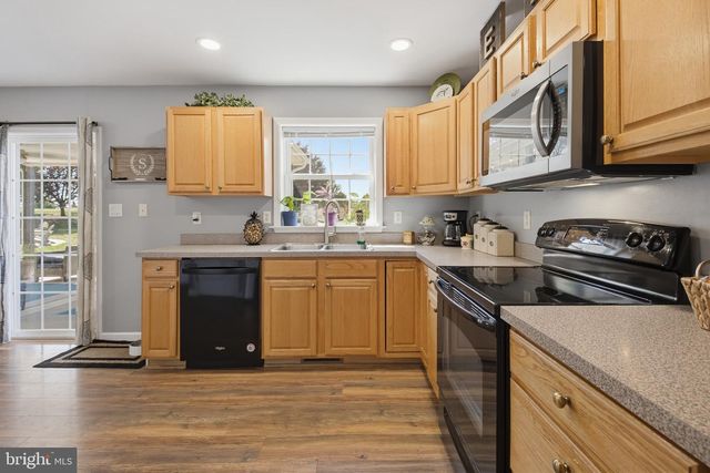 2037 WOOD HALL WAY, Dover, PA 17315