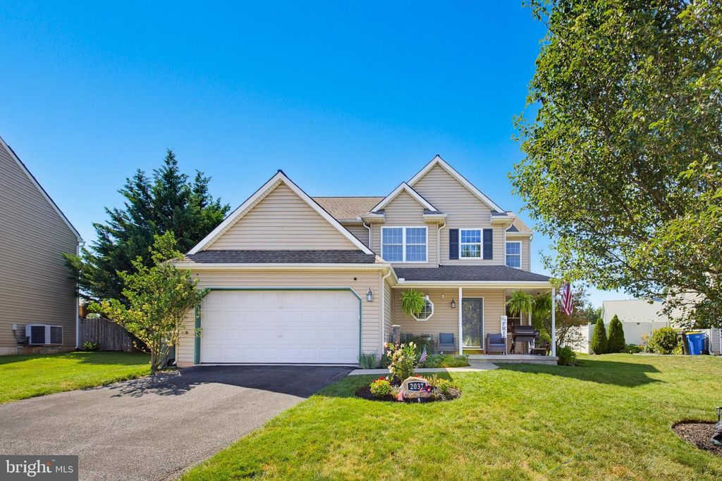 2037 WOOD HALL WAY, Dover, PA 17315