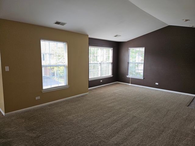 2243 Rockefeller Drive 2243, Geneva, IL 60134
