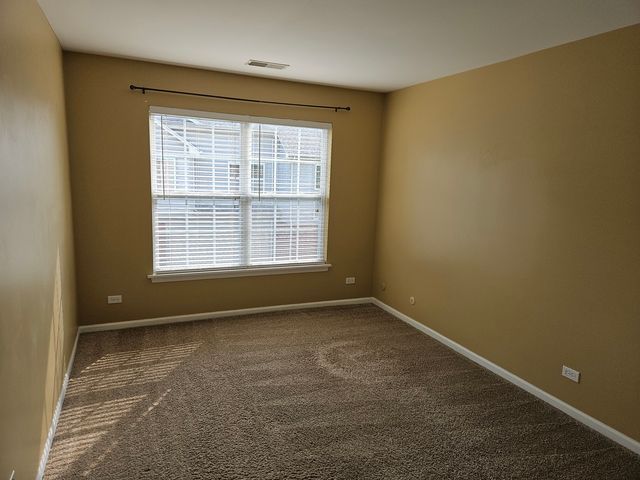 2243 Rockefeller Drive 2243, Geneva, IL 60134