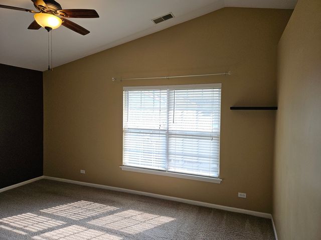 2243 Rockefeller Drive 2243, Geneva, IL 60134