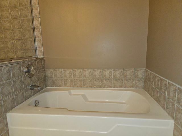 2243 Rockefeller Drive 2243, Geneva, IL 60134