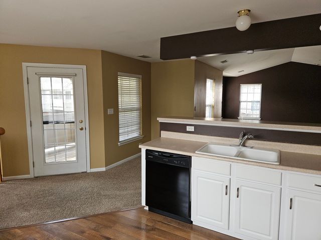 2243 Rockefeller Drive 2243, Geneva, IL 60134