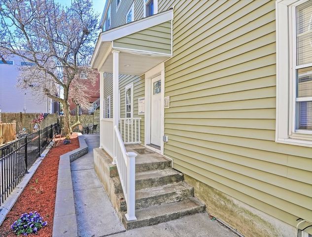 55 Cherry 2, Chelsea, MA 02150