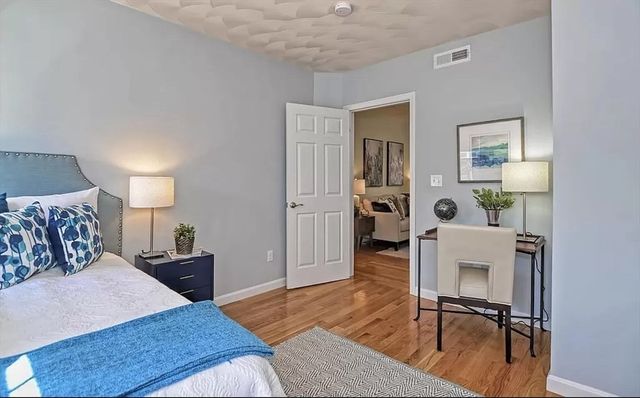 55 Cherry 2, Chelsea, MA 02150