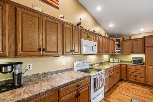 707 N W Street, Indianola, IA 50125