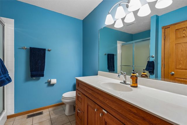 707 N W Street, Indianola, IA 50125