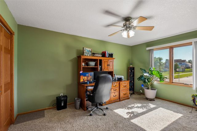 707 N W Street, Indianola, IA 50125
