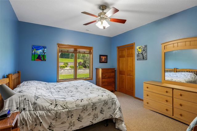 707 N W Street, Indianola, IA 50125