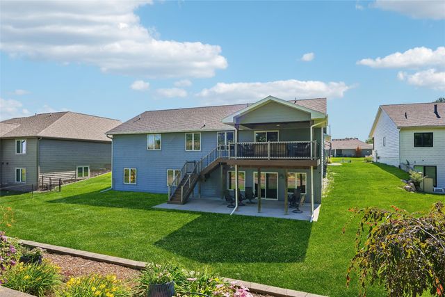 707 N W Street, Indianola, IA 50125