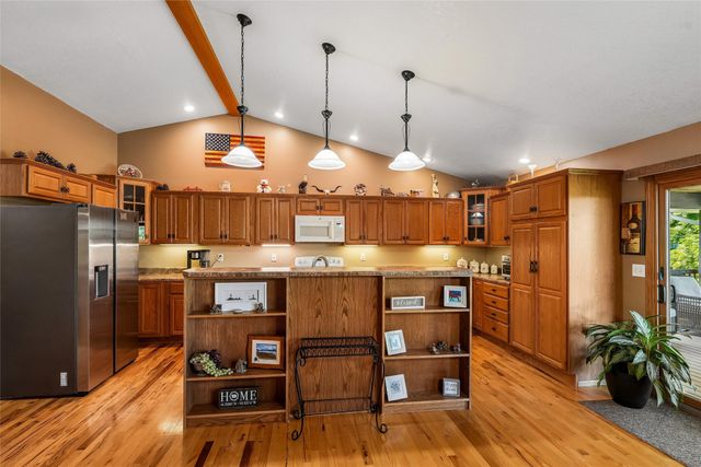 707 N W Street, Indianola, IA 50125