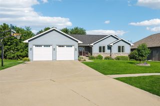 707 N W Street, Indianola, IA 50125