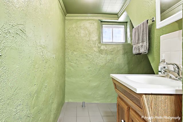 3804 Waukegan Road, Mchenry, IL 60050