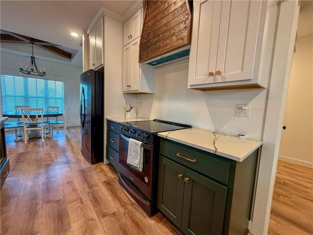 21017 S Ratner Road, Overbrook, KS 66524