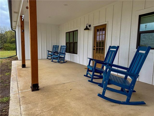 21017 S Ratner Road, Overbrook, KS 66524