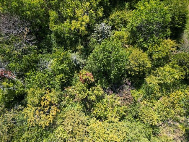 21017 S Ratner Road, Overbrook, KS 66524