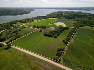 21017 S Ratner Road, Overbrook, KS 66524