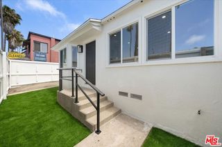702 Washington Boulevard, Marina Del Rey, CA 90292