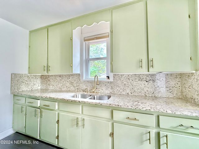 3756 ANDERSON Street, Jacksonville, FL 32205