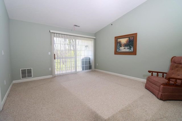 S77W19333 Lakewood DRIVE, Muskego, WI 53150