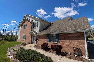 S77W19333 Lakewood DRIVE, Muskego, WI 53150
