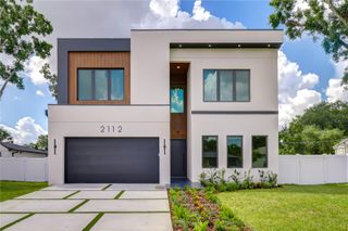 2112 W FARWELL DRIVE, Tampa, FL 33603