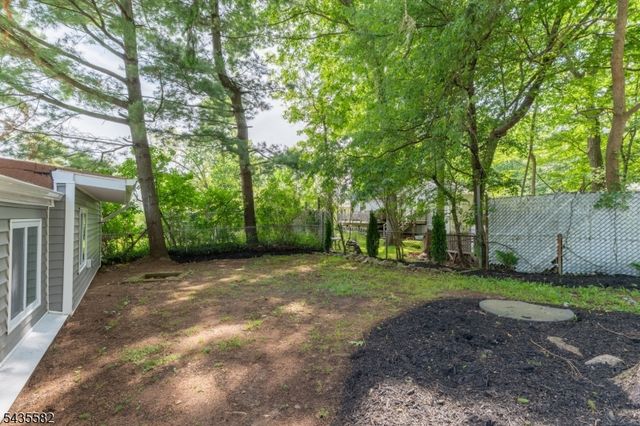 116 Bucknell Trl, Hopatcong Boro, NJ 07843