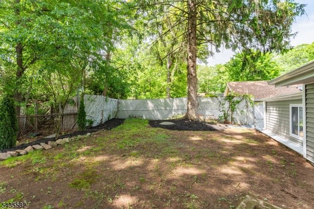116 Bucknell Trl, Hopatcong Boro, NJ 07843
