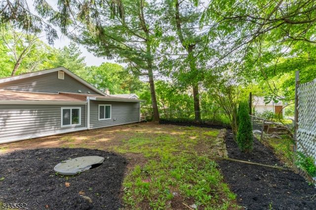 116 Bucknell Trl, Hopatcong Boro, NJ 07843
