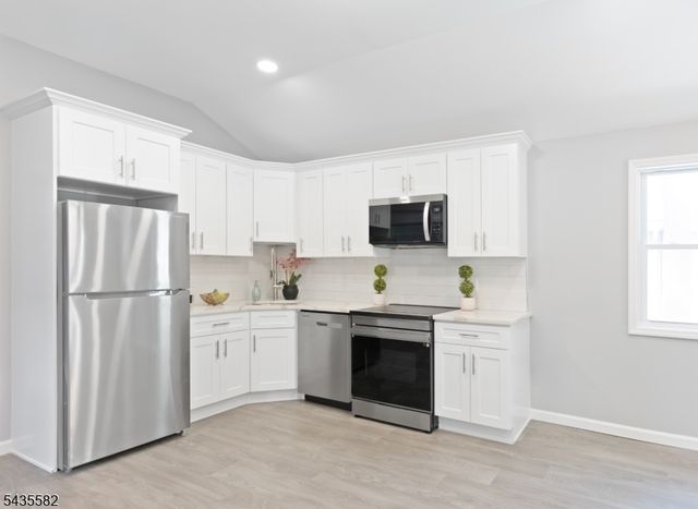 116 Bucknell Trl, Hopatcong Boro, NJ 07843