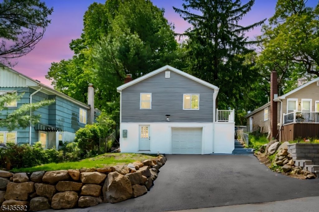 116 Bucknell Trl, Hopatcong Boro, NJ 07843
