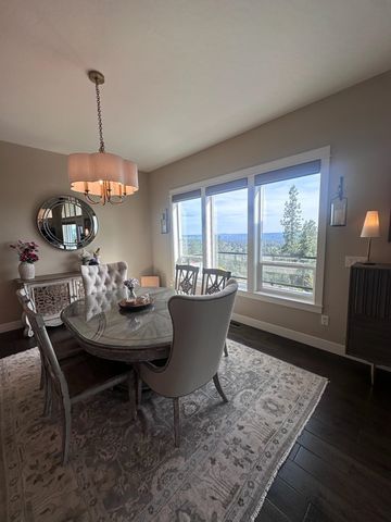 4209 W Pine Cliff Dr, Spokane, WA 99208