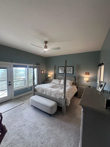 4209 W Pine Cliff Dr, Spokane, WA 99208