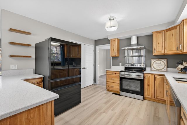 230 Yorktown Rd, Clarksville, TN 37042