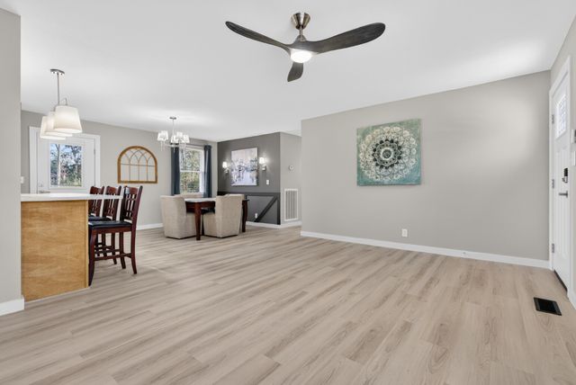 230 Yorktown Rd, Clarksville, TN 37042