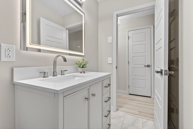 230 Yorktown Rd, Clarksville, TN 37042