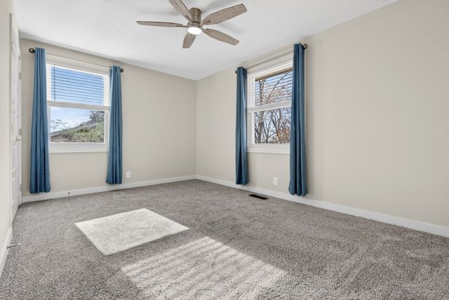 230 Yorktown Rd, Clarksville, TN 37042