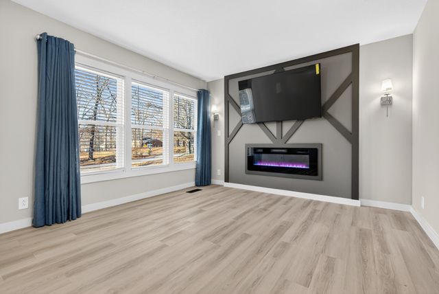 230 Yorktown Rd, Clarksville, TN 37042