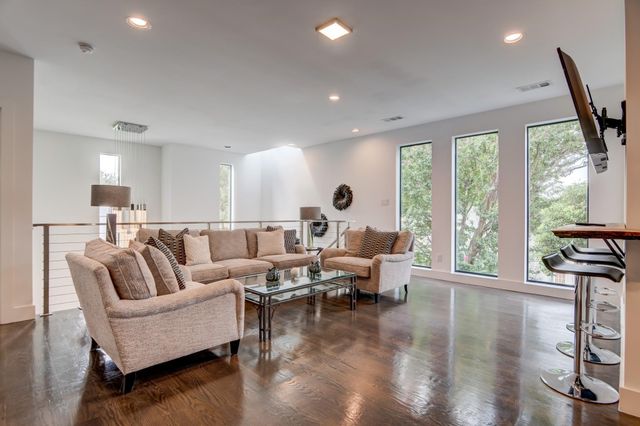 5017 Milam Street, Dallas, TX 75206