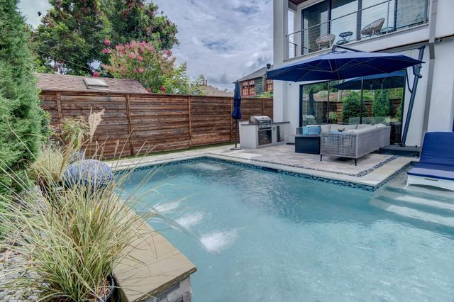 5017 Milam Street, Dallas, TX 75206