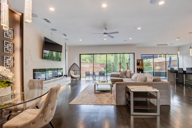 5017 Milam Street, Dallas, TX 75206