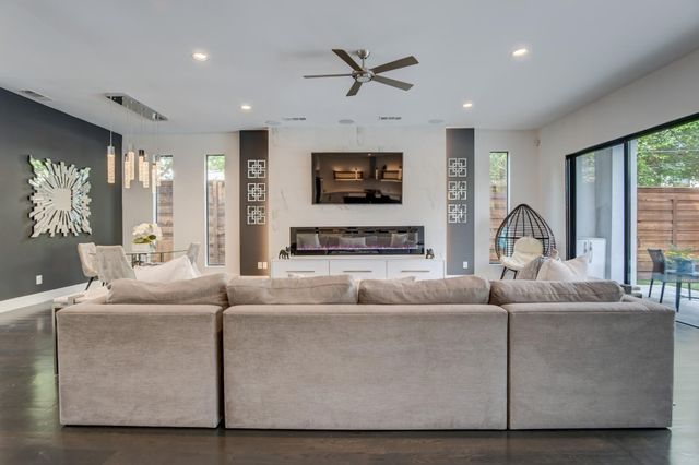 5017 Milam Street, Dallas, TX 75206