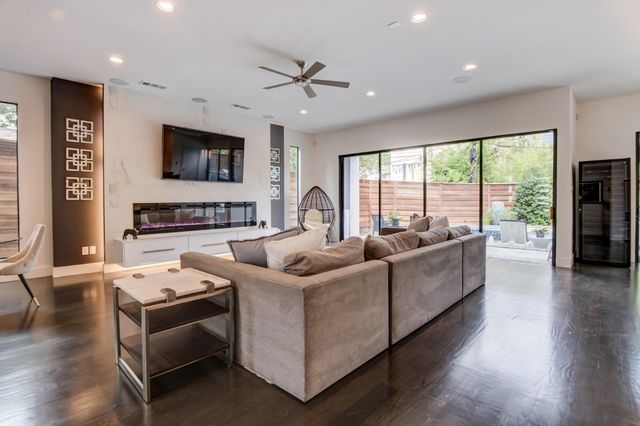 5017 Milam Street, Dallas, TX 75206