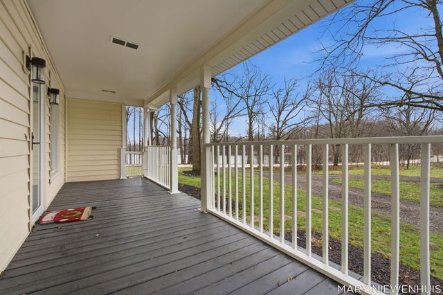 10652 Nugent Avenue NE, Rockford, MI 49341