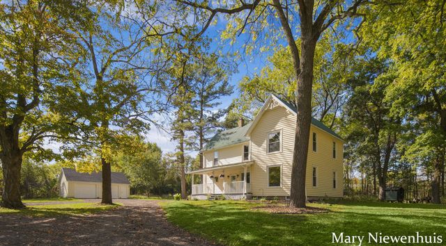 10652 Nugent Avenue NE, Rockford, MI 49341