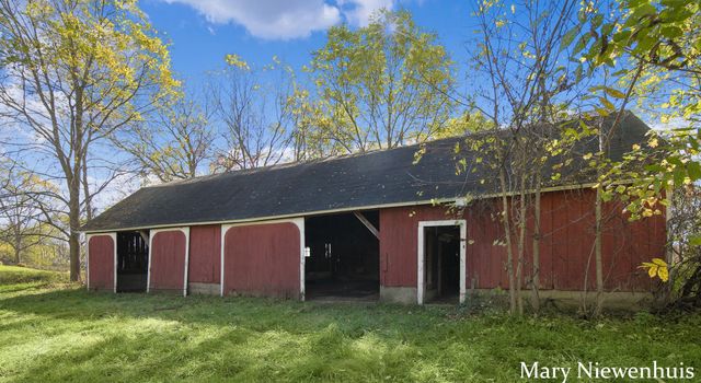 10652 Nugent Avenue NE, Rockford, MI 49341
