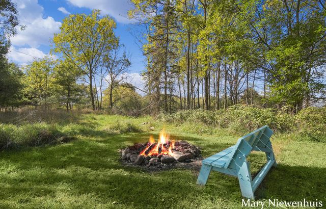 10652 Nugent Avenue NE, Rockford, MI 49341