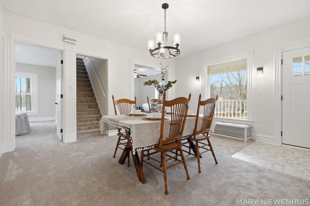 10652 Nugent Avenue NE, Rockford, MI 49341