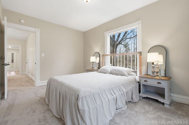 10652 Nugent Avenue NE, Rockford, MI 49341