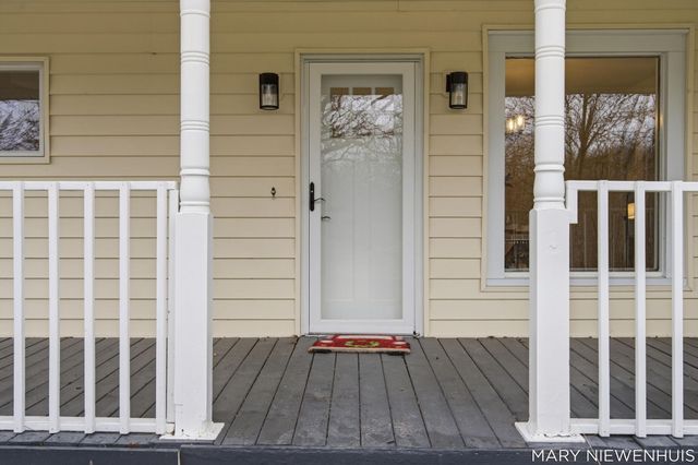 10652 Nugent Avenue NE, Rockford, MI 49341